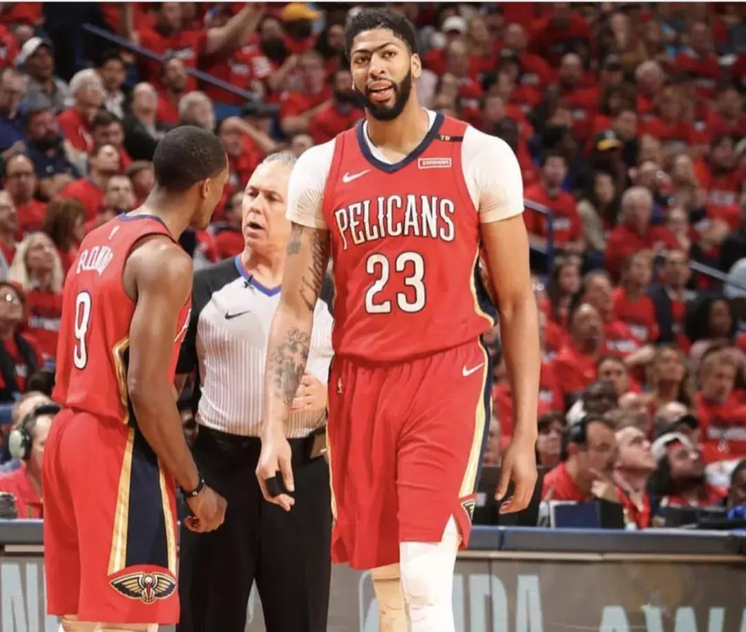 曼联前锋在 曼联前锋在