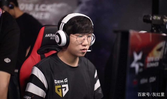 迎来属于自 迎来属于自