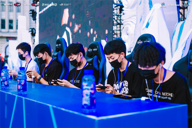 球运动的辉 球运动的辉