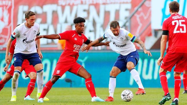 足球联赛 足球联赛