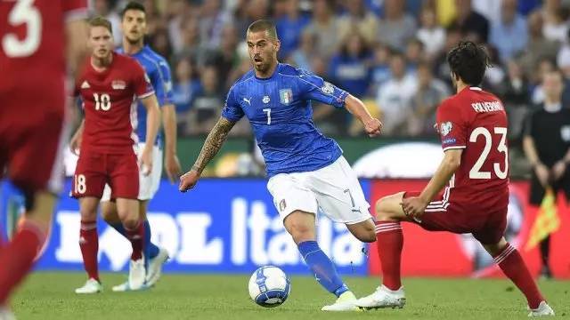 仅靠个人努 仅靠个人努